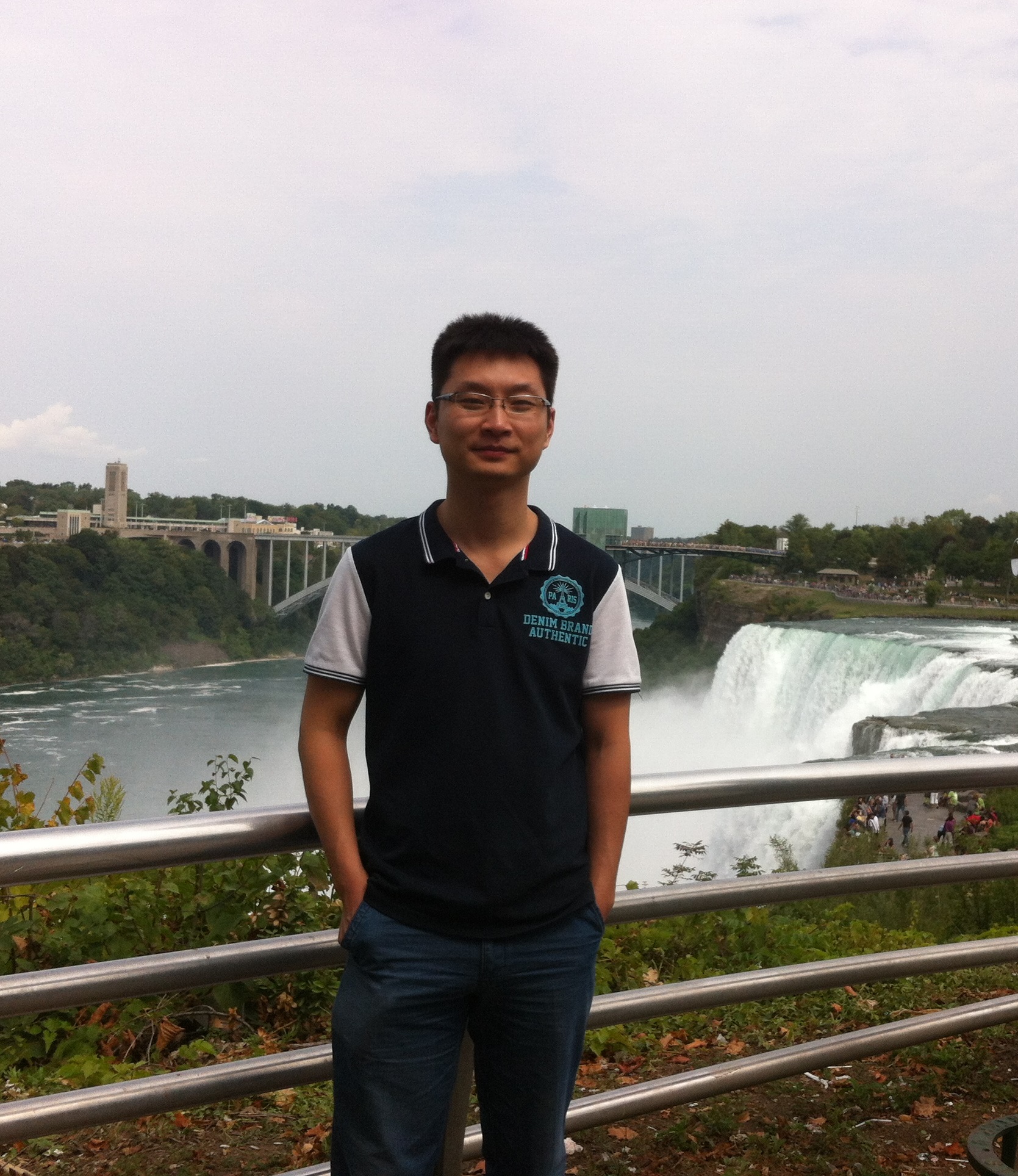 HBTY.COM创新论坛第一千四百五十九讲：Ultra-cold gases---A “hot” dish of the “coldest” matter in physics