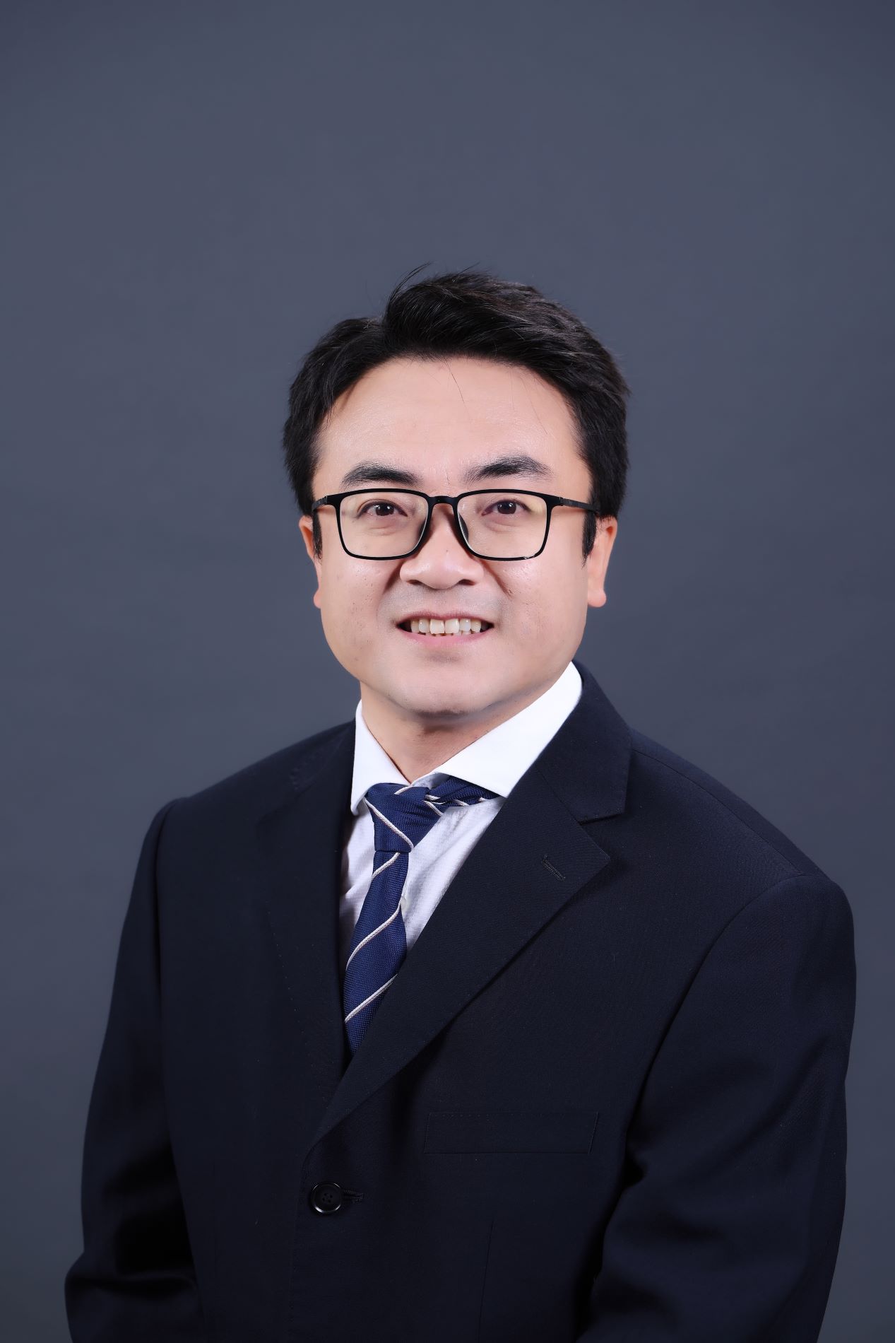 HBTY.COM创新论坛第一千九百零一讲：Deep learning method for very high dimensional parabolic PDEs and HJB equations 
