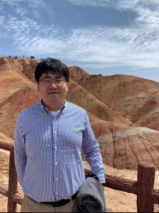 华体会正规平台创新论坛第一千三百五十七讲：Real-space recipes for general topological crystalline states